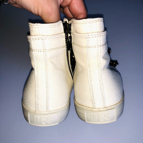 UES Women's Nise Chain Hi-Top Sneaker - Picture 12 of 17